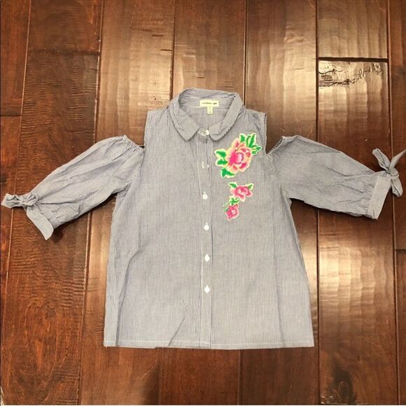 Flower cold shoulder striped shirt - Picture 5 of 7